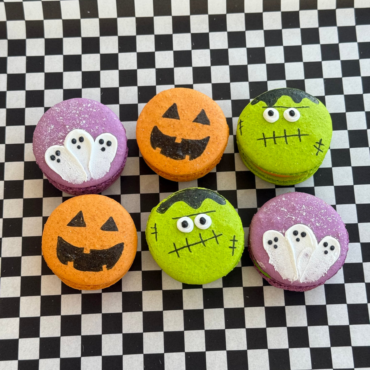 6 Pack Halloween Macarons
